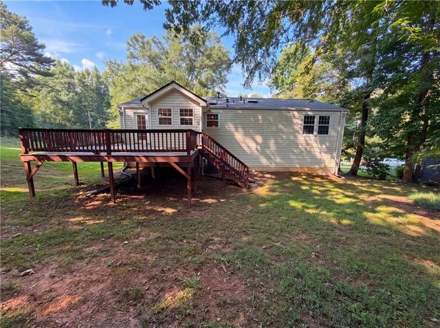 1346 Fairfield Drive SW, Lilburn, GA 30047