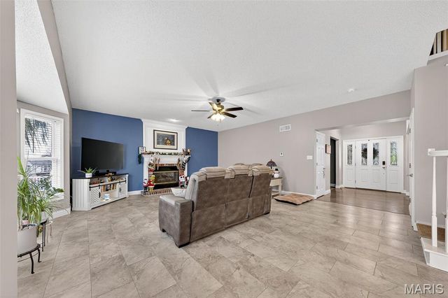 1456 Devonshire County Drive, Wentzville, MO 63385