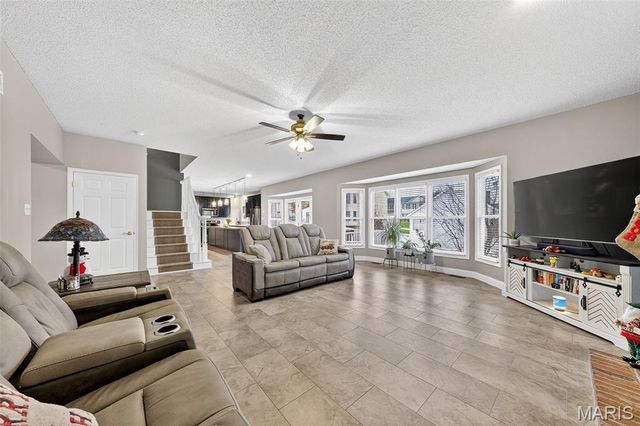 1456 Devonshire County Drive, Wentzville, MO 63385