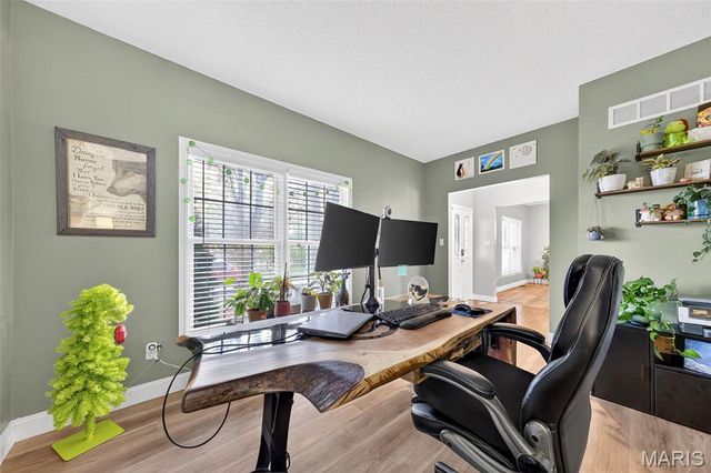 1456 Devonshire County Drive, Wentzville, MO 63385