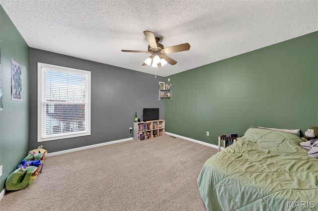 1456 Devonshire County Drive, Wentzville, MO 63385