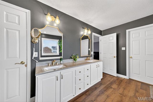 1456 Devonshire County Drive, Wentzville, MO 63385