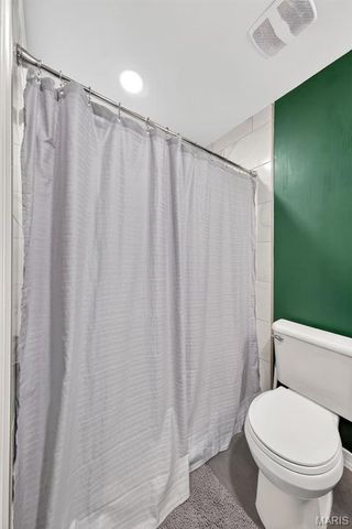 1456 Devonshire County Drive, Wentzville, MO 63385