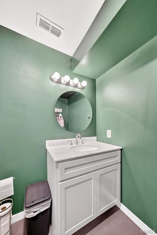 1456 Devonshire County Drive, Wentzville, MO 63385