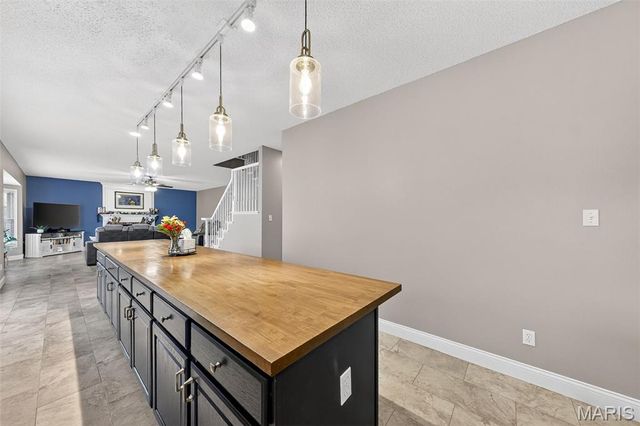 1456 Devonshire County Drive, Wentzville, MO 63385