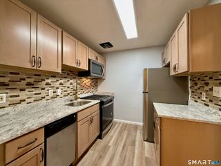 570 Whitney Avenue L3, New Haven, CT 06511