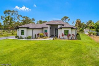 2286 2nd AVE SE, Naples, FL 34117