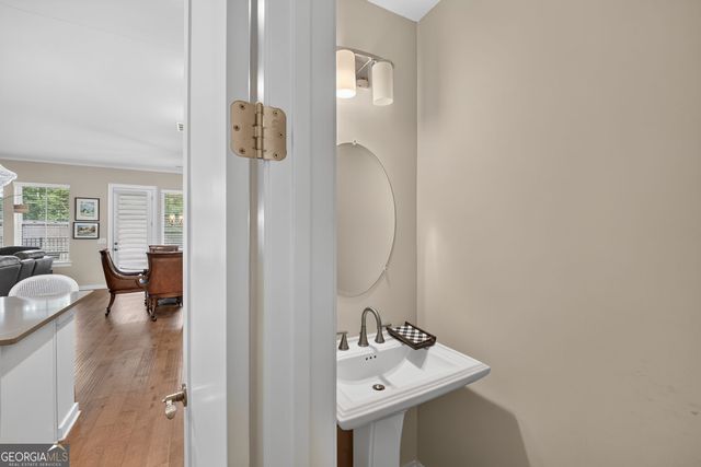210 Walker Avenue, Roswell, GA 30076