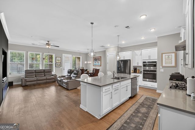 210 Walker Avenue, Roswell, GA 30076