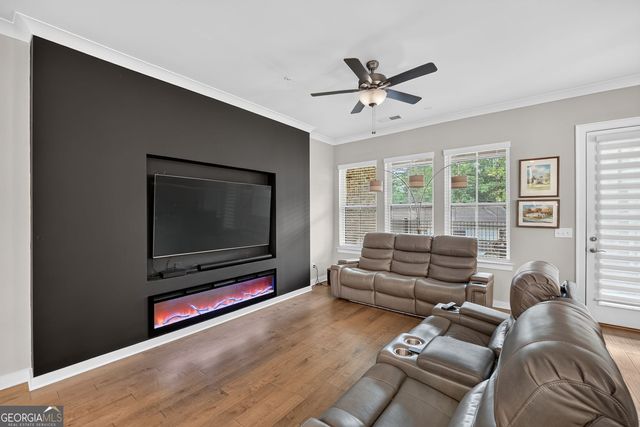 210 Walker Avenue, Roswell, GA 30076