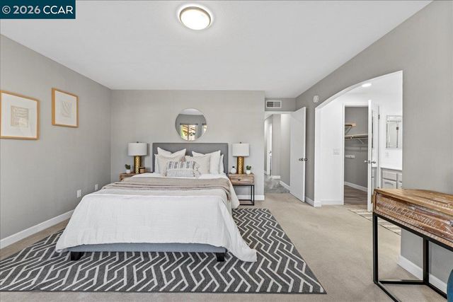 106 Oakmeade Ct, Vacaville, CA 95687