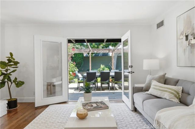 1808 Manzanita Lane, Manhattan Beach, CA 90266