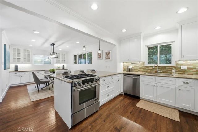 1808 Manzanita Lane, Manhattan Beach, CA 90266