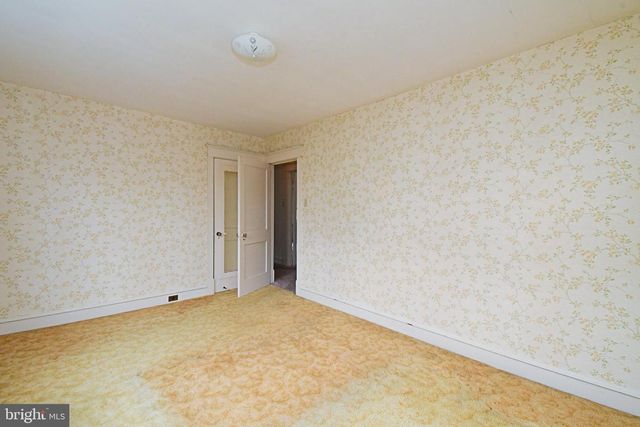 609 ORLANDO AVE, Oreland, PA 19075