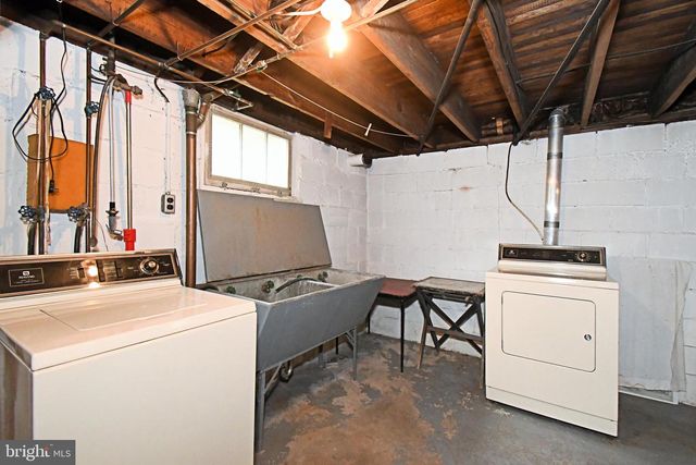 609 ORLANDO AVE, Oreland, PA 19075