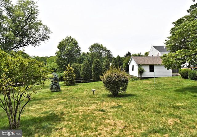 609 ORLANDO AVE, Oreland, PA 19075