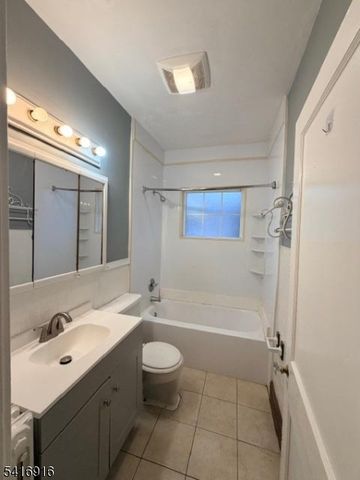 523 Lafayette Ave, Hamilton Twp., NJ 08610