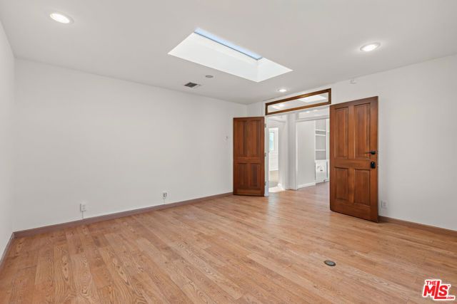 2951 Lincoln Boulevard, Santa Monica, CA 90405