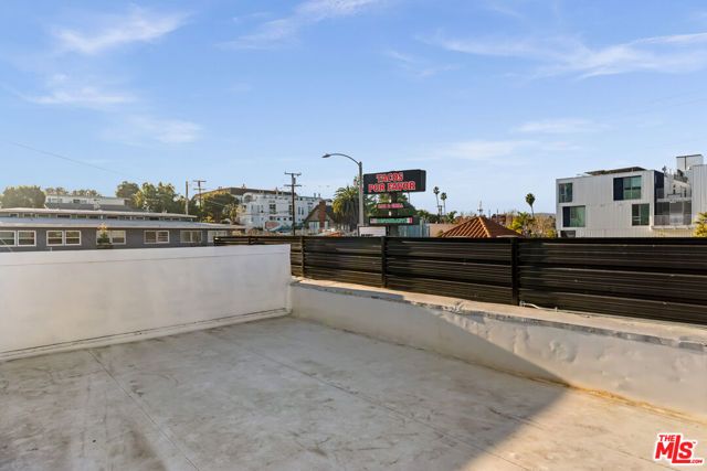 2951 Lincoln Boulevard, Santa Monica, CA 90405