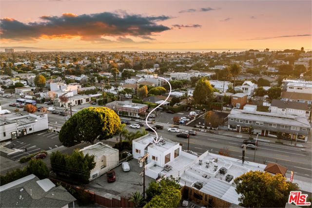 2951 Lincoln Boulevard, Santa Monica, CA 90405