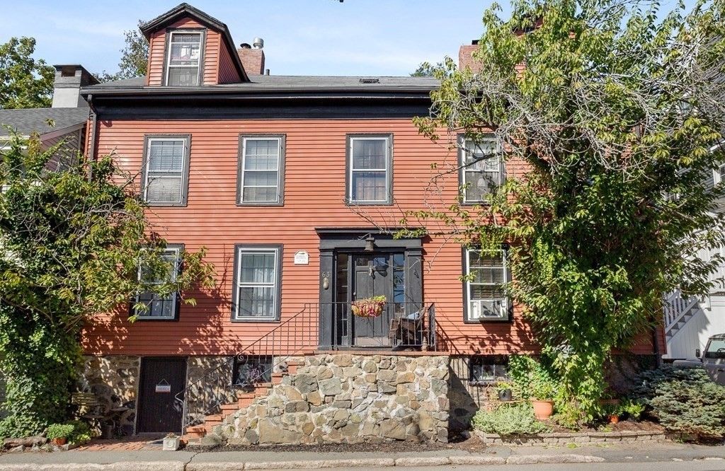 63 Washington Street 2, Marblehead, MA 01945