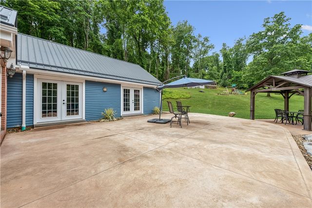 4019 Mayflower Ct, Murrysville, PA 15668