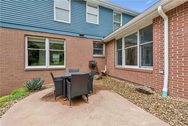 4019 Mayflower Ct, Murrysville, PA 15668
