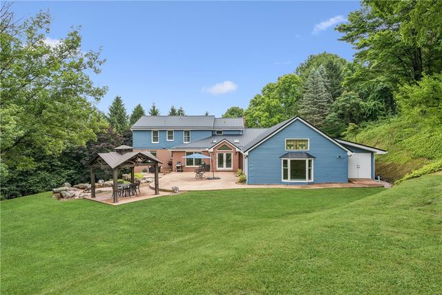 4019 Mayflower Ct, Murrysville, PA 15668