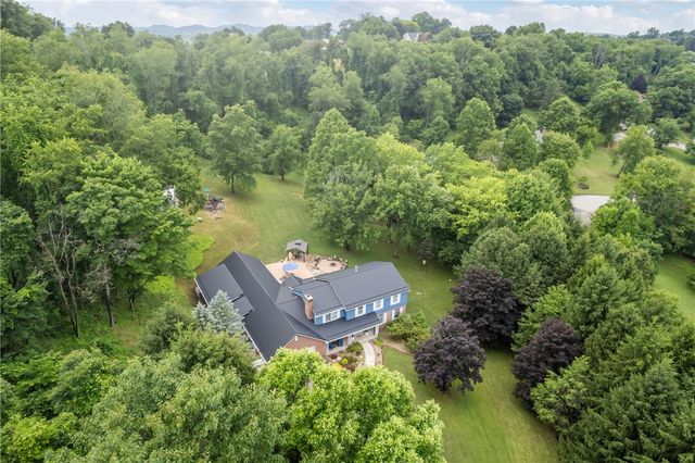 4019 Mayflower Ct, Murrysville, PA 15668