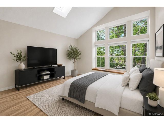 18274 E Arizona Ave B, Aurora, CO 80017