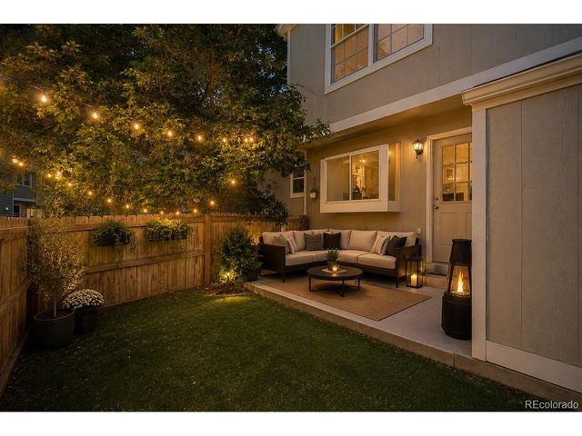 18274 E Arizona Ave B, Aurora, CO 80017
