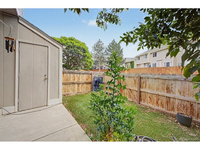 18274 E Arizona Ave B, Aurora, CO 80017