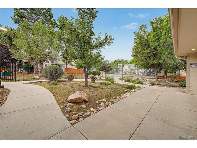 18274 E Arizona Ave B, Aurora, CO 80017