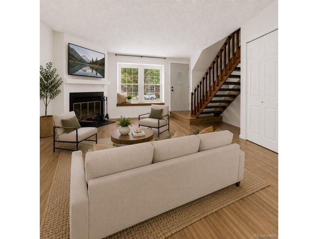 18274 E Arizona Ave B, Aurora, CO 80017