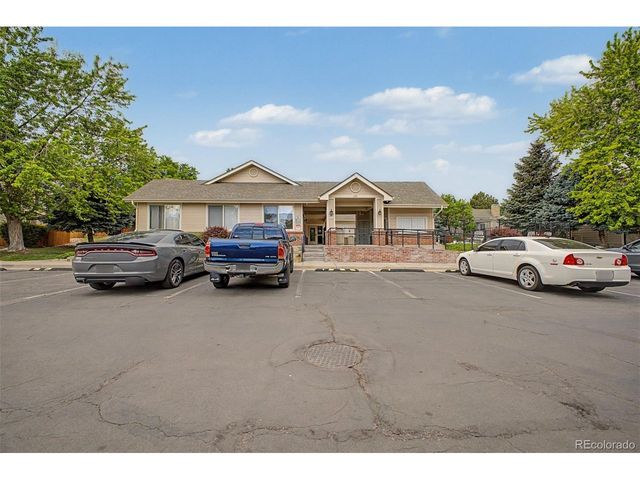 18274 E Arizona Ave B, Aurora, CO 80017