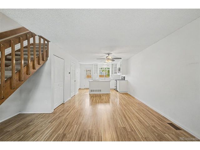 18274 E Arizona Ave B, Aurora, CO 80017