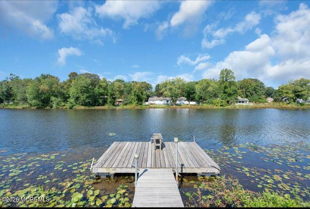 11 Cooper Drive, Howell, NJ 07731