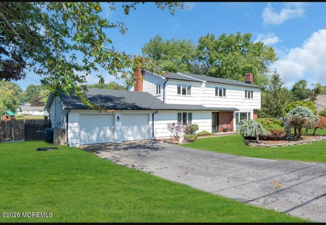 11 Cooper Drive, Howell, NJ 07731