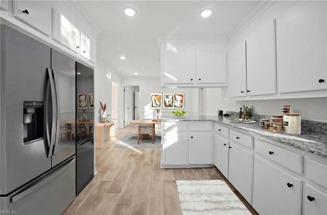 215 Leonard RD, Portsmouth, VA 23701