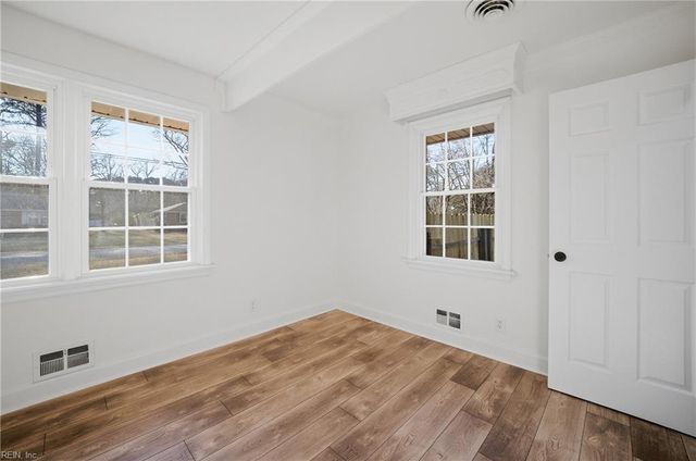 215 Leonard RD, Portsmouth, VA 23701