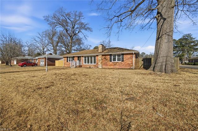 215 Leonard RD, Portsmouth, VA 23701