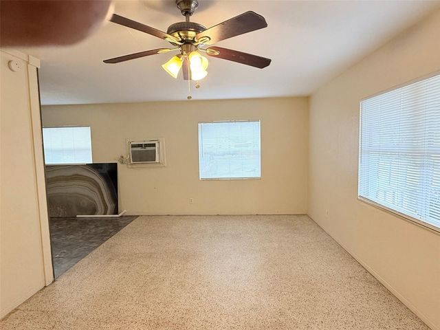 4819 HAINES ROAD N, St Petersburg, FL 33714