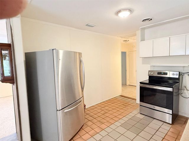 4819 HAINES ROAD N, St Petersburg, FL 33714