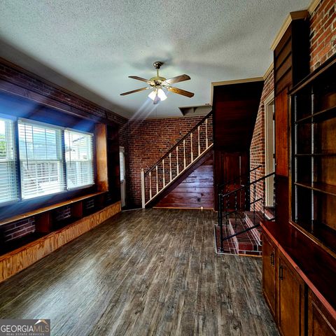 107 East Liberty Street, Claxton, GA 30417