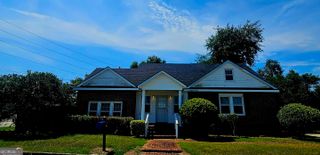 107 East Liberty Street, Claxton, GA 30417