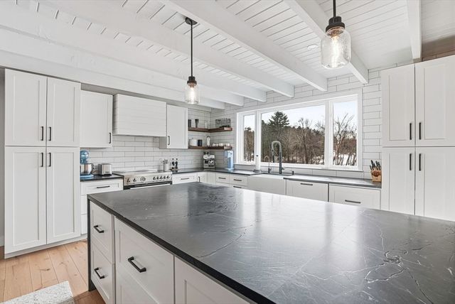 345 North St, Medfield, MA 02052