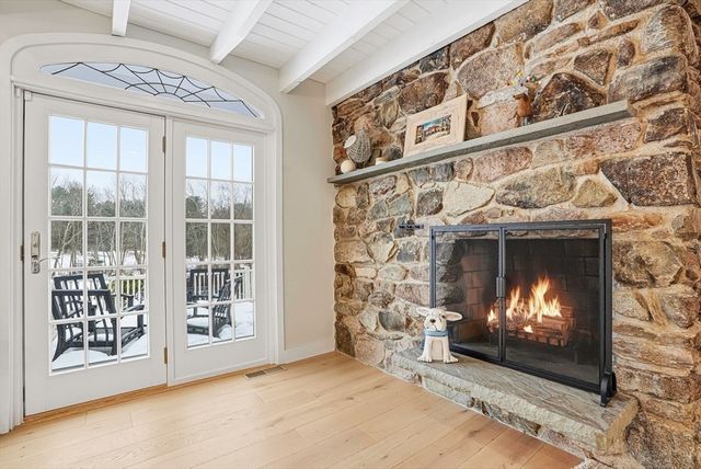 345 North St, Medfield, MA 02052