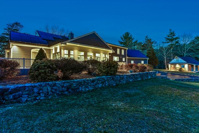 345 North St, Medfield, MA 02052