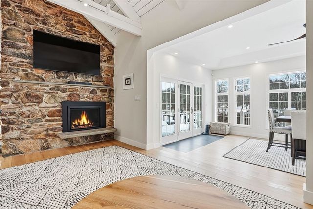 345 North St, Medfield, MA 02052