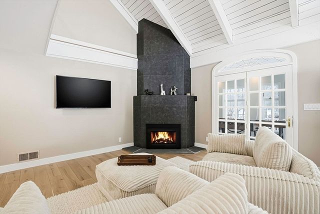 345 North St, Medfield, MA 02052